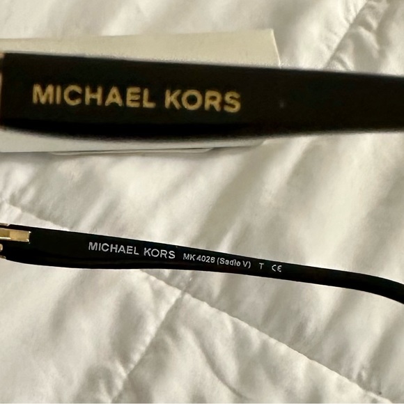 Michale Kors Sadie eyeglasses ๐ - Picture 2 of 5